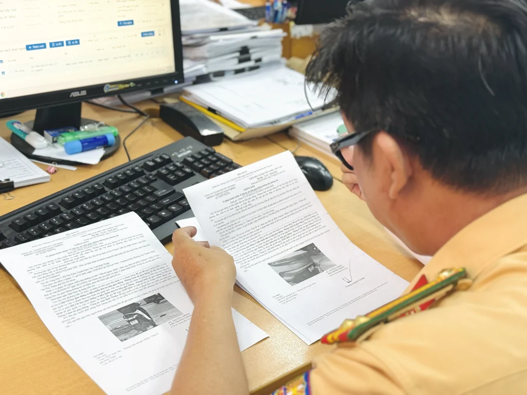 Xác minh danh tính phạt nguội